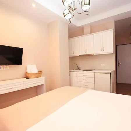 Flower Apartment *